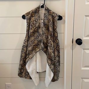 Leopard vest!